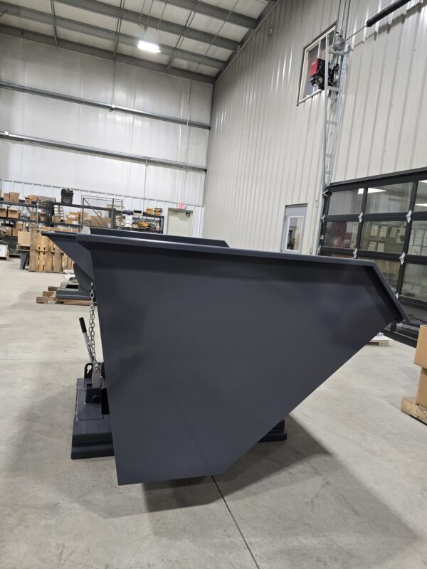 3 Yard Hopper - Image 17